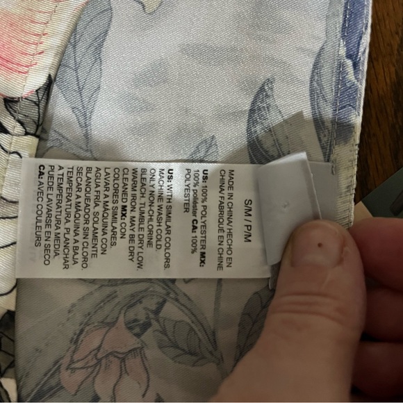 Chico’s tunic animal/floral print, NWOT - Picture 5 of 5